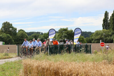 Agrandir l'image 2 sur 3, fenêtre modale